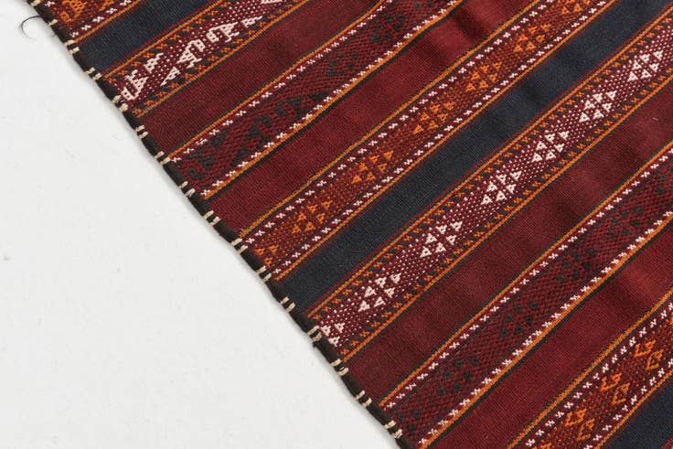 Detail image of 5' 9 x 12' Hand Knotted Kilim Fars Persian Wool Runner Rug