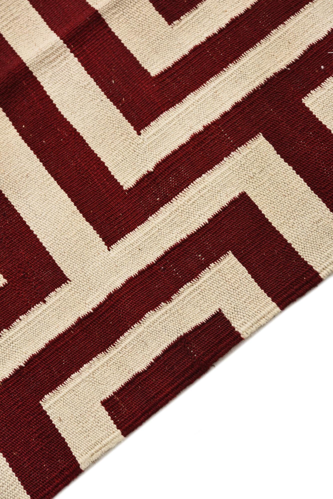 2' 7 x 9' 9 Hand Woven Kilim Modern Wool Runner Rug