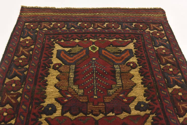 Detail image of 2' 6 x 4' 7 Hand Knotted Sumak Wool Runner Rug