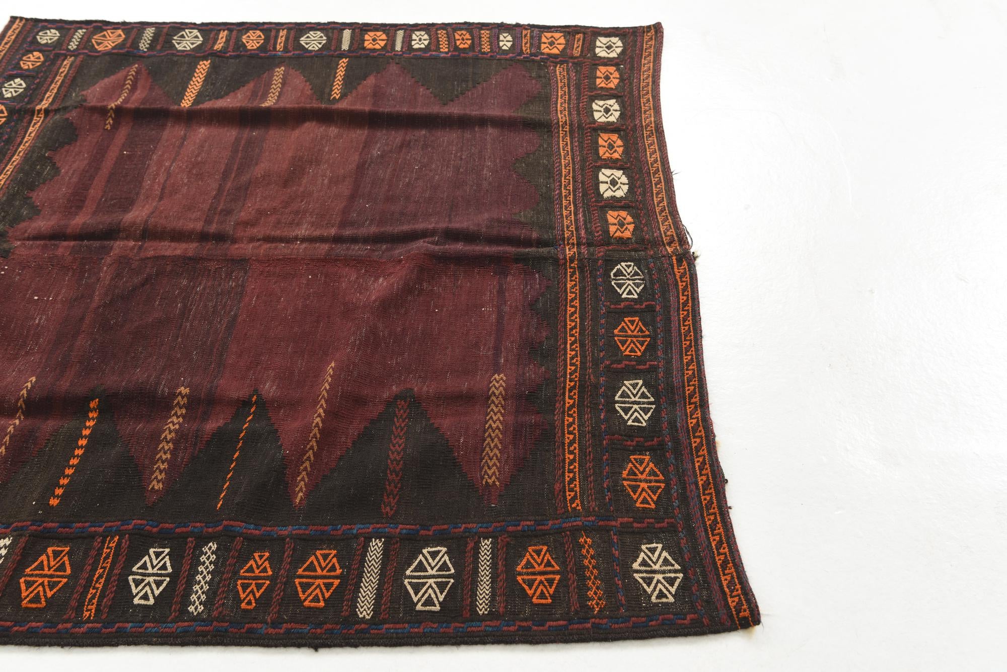 4' 2 x 4' 6 Hand Knotted Kilim Fars Persian Wool Square Rug