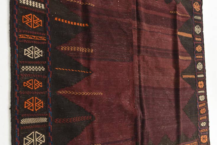 Detail image of 4' 2 x 4' 6 Hand Knotted Kilim Fars Persian Wool Square Rug