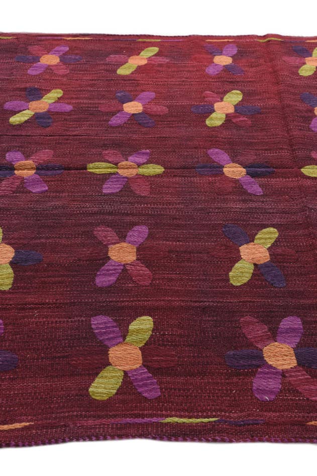 Detail image of 5' 4 x 6' Hand Woven Kilim Suzani Wool Square Rug