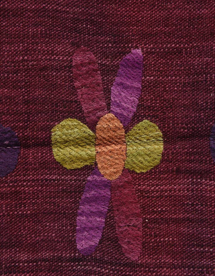 Detail image of 5' 4 x 6'  Hand Woven Kilim Suzani Wool Square Rug