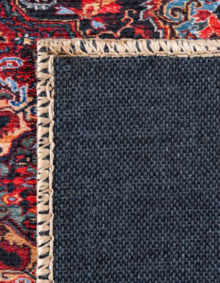 7' 6 x 7' 6 Washable Timeless Square Rug