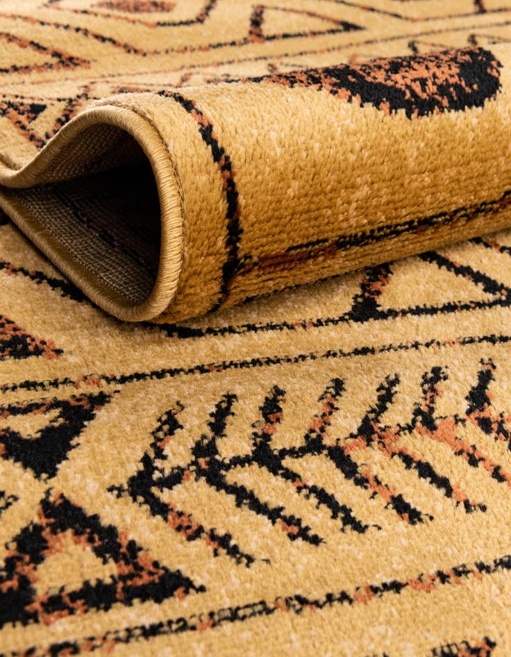 Detail image of 7' 10 x 7' 10 Pioneer Square Rug