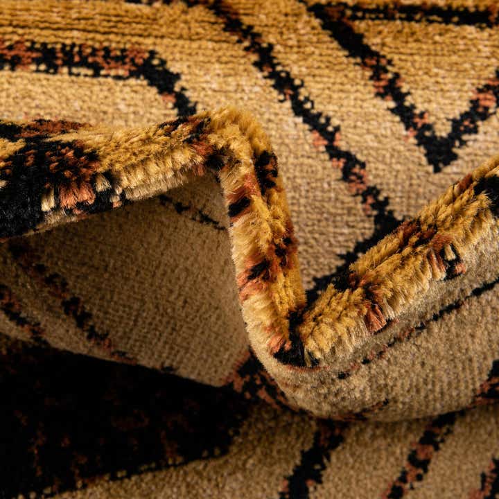 7' 10 x 7' 10 Pioneer Square Rug