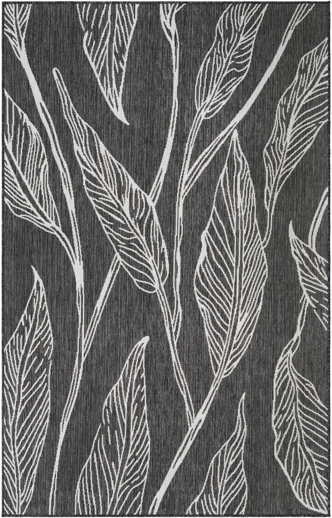 5' 3 x 8' Easy-Clean Botanical Indoor / Outdoor Rug