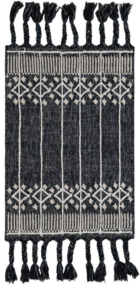 Detail image of 2' x 3' 1 Easy-Clean Eco Bohemian Indoor / Outdoor Rug
