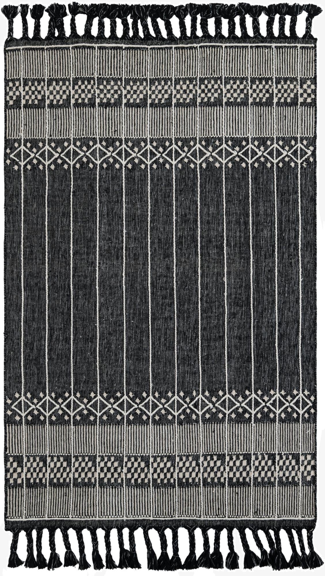 4' 1 x 6' 1  Washable Eco Bohemian Indoor / Outdoor Rug
