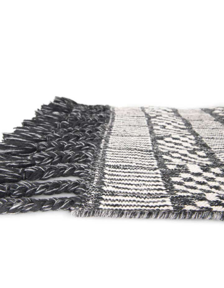 2' 2 x 6' 7 Easy-Clean Eco Bohemian Indoor / Outdoor Runner Rug