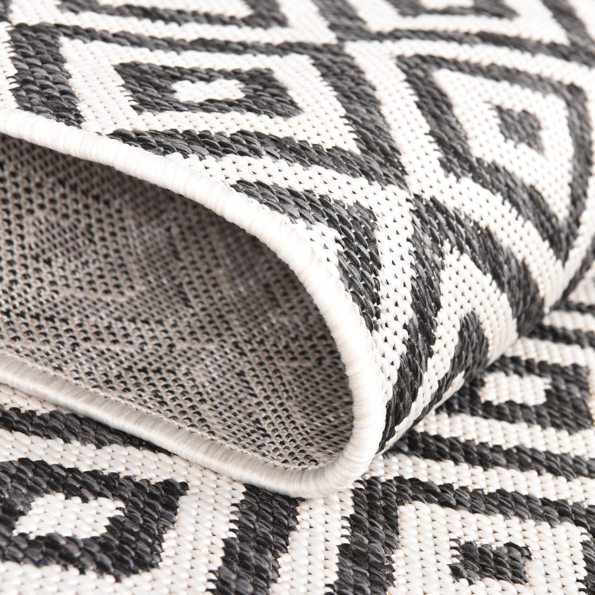 7' 10 x 7' 10 Easy-Clean Jill Zarin Costa Rica Indoor / Outdoor Octagon Rug