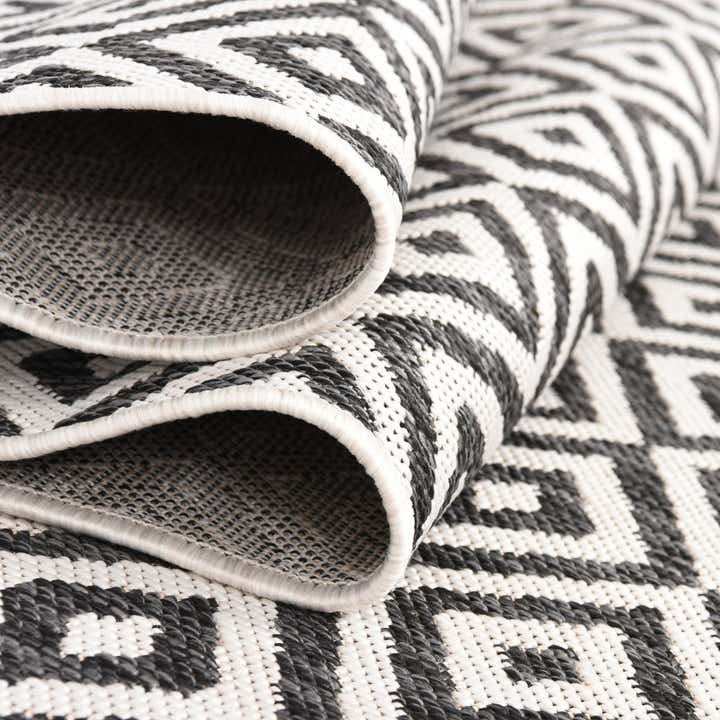 4' x 4' Easy-Clean Jill Zarin Costa Rica Indoor / Outdoor Octagon Rug