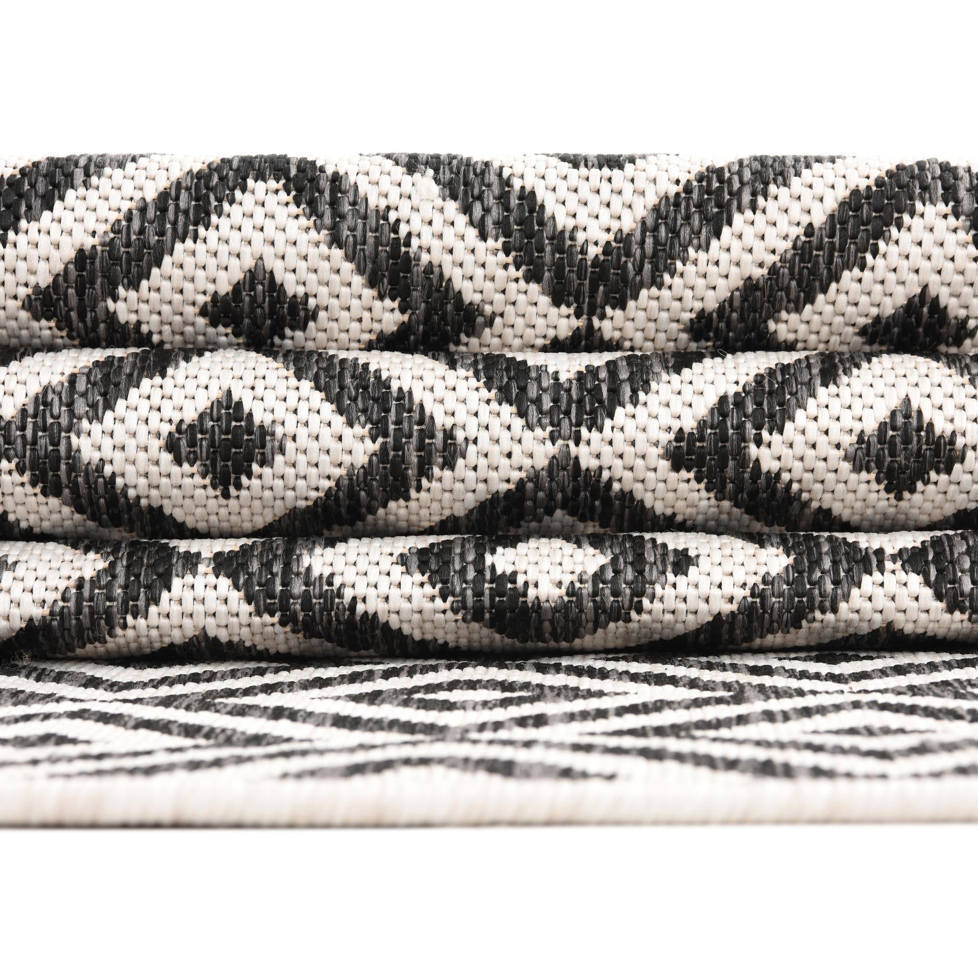 7' 10 x 7' 10 Easy-Clean Jill Zarin Costa Rica Indoor / Outdoor Octagon Rug