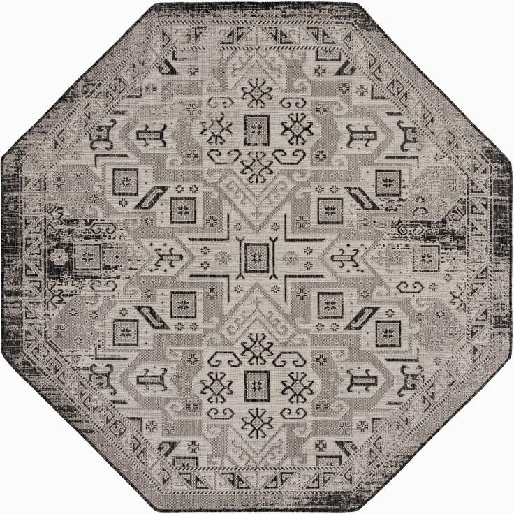 Detail image of 7' 10 x 7' 10 Easy-Clean Aztec Indoor / Outdoor Octagon Rug