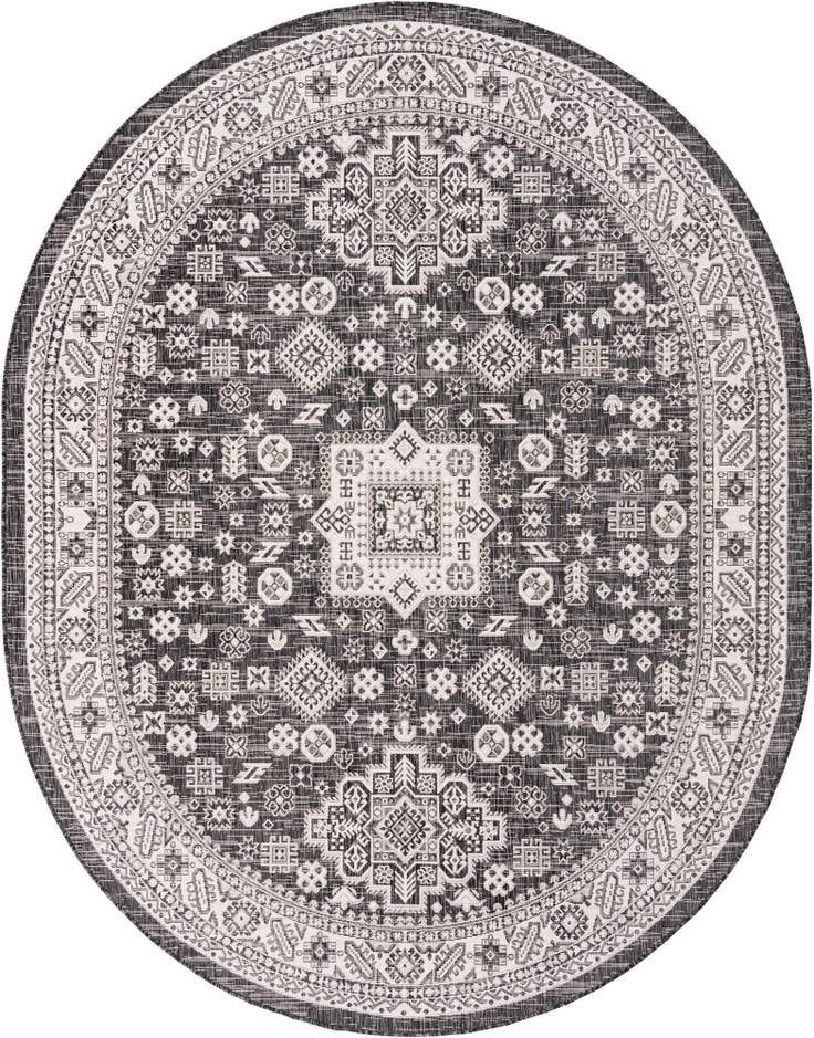 Detail image of 7' 10 x 10' Easy-Clean Aztec Indoor / Outdoor Oval Rug