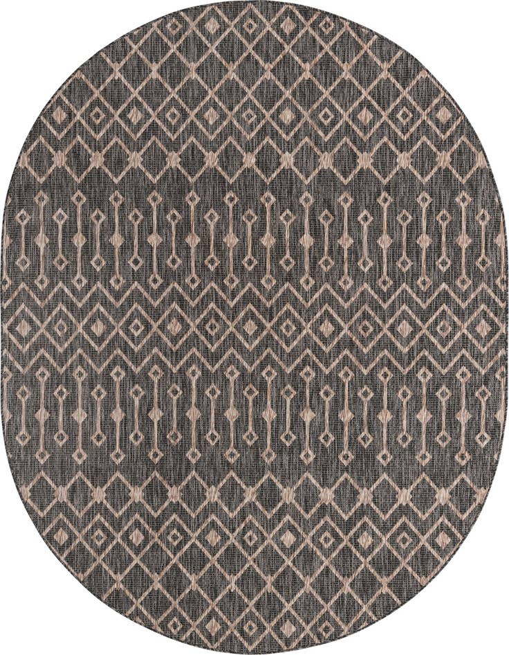 Detail image of 7' 10 x 10' Easy-Clean Lattice Indoor / Outdoor Oval Rug