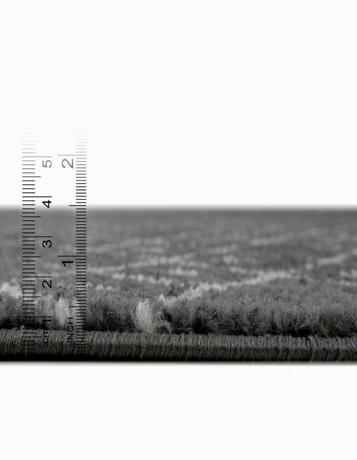 Detail image of 7' 10 x 10' Paxon Trellis Oval Rug