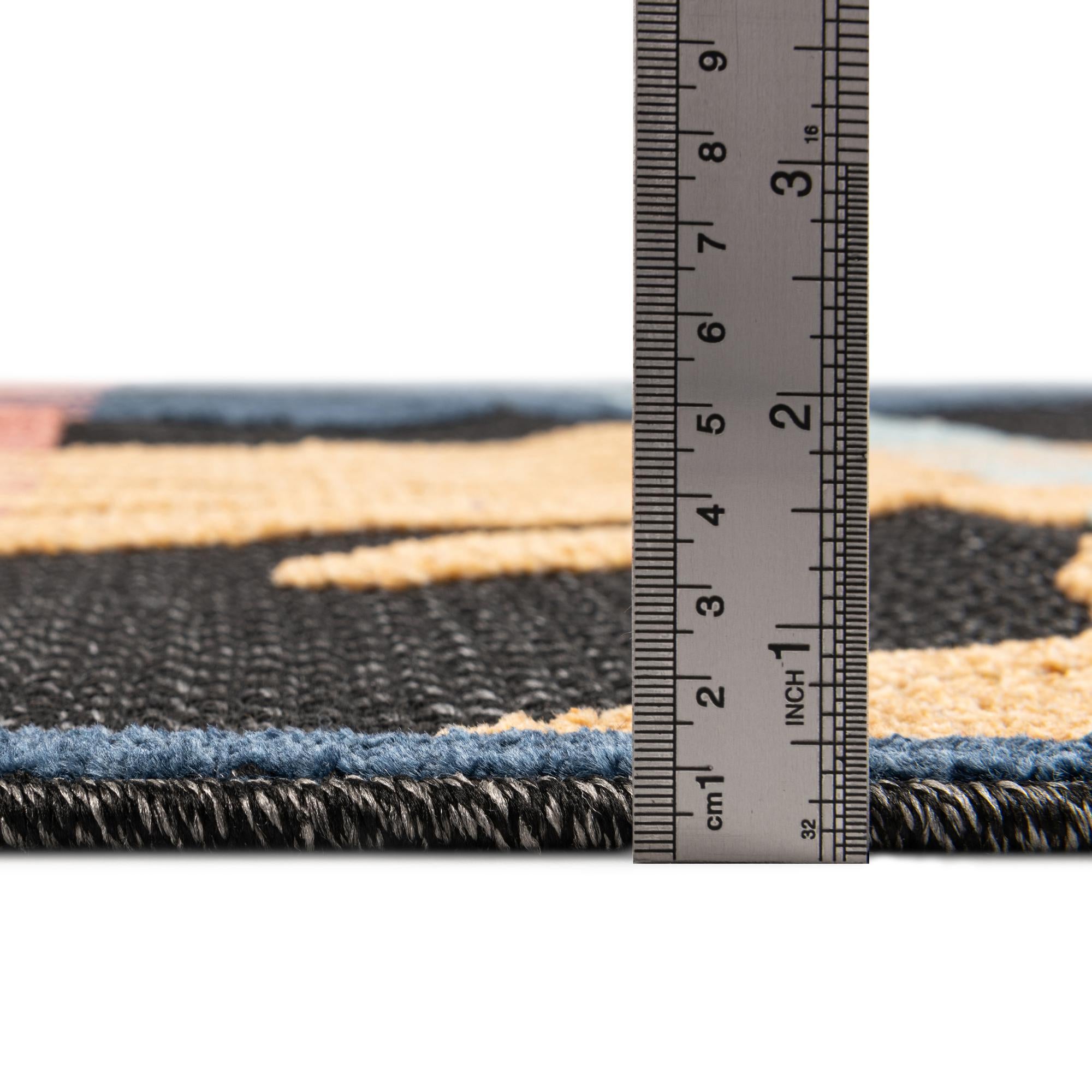 5' 3 x 8' Easy-Clean Belize Indoor / Outdoor Rug