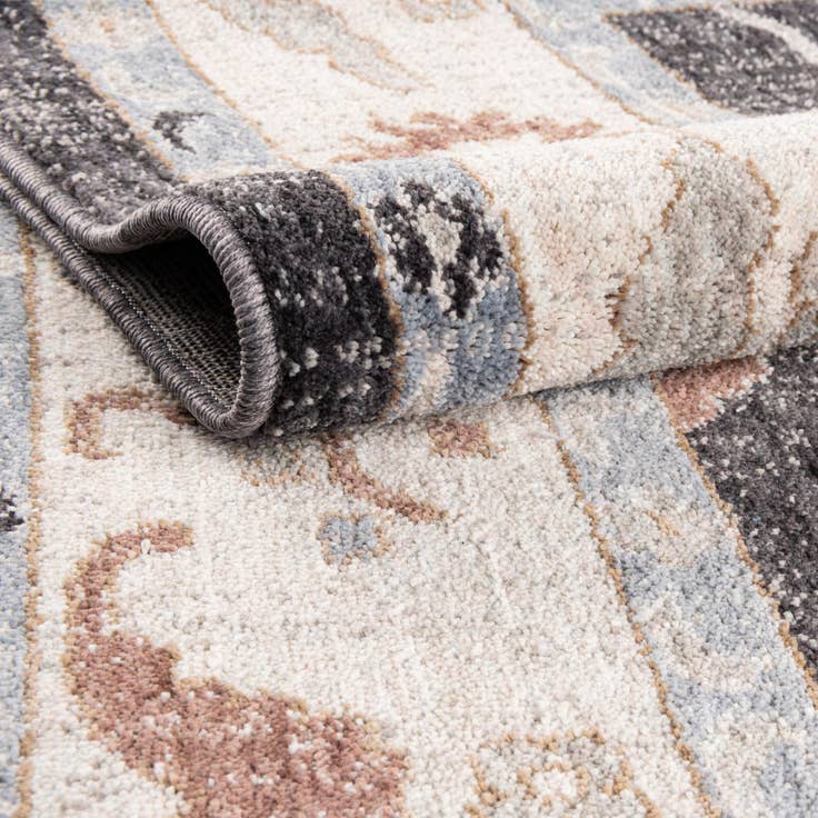 Detail image of 4' x 6' Eco Traditional Rug