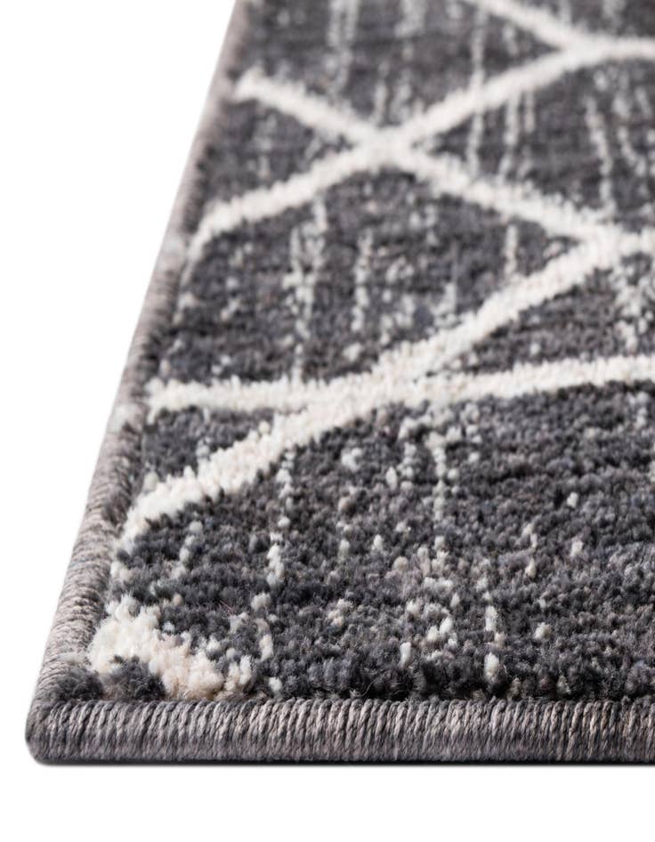 Detail image of 10' x 13' Eco Trellis Rug