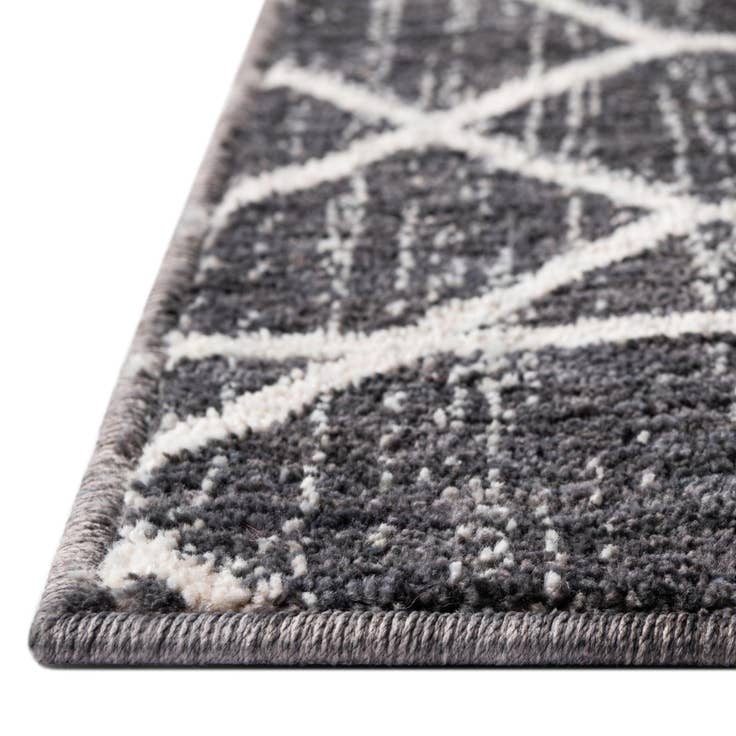 Detail image of 10' x 13' Eco Trellis Rug