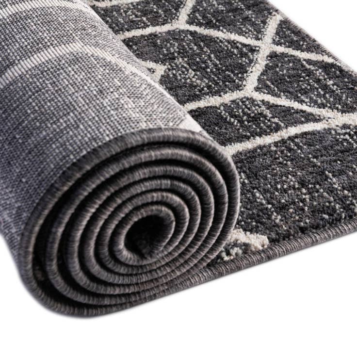 Detail image of 10' x 13' Eco Trellis Rug