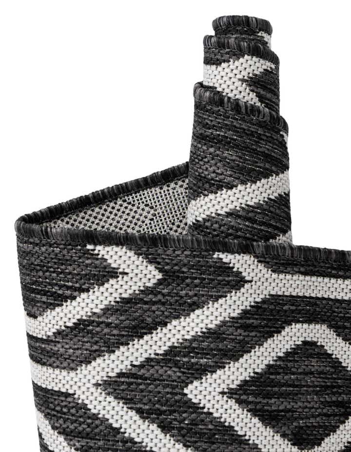2' x 3' Easy-Clean Jill Zarin Turks and Caicos Indoor / Outdoor Rug