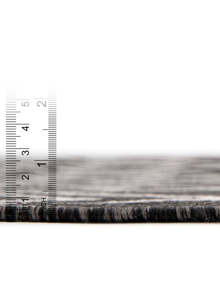 Detail image of 7' x 10' Easy-Clean Jill Zarin Turks and Caicos Indoor / Outdoor Rug