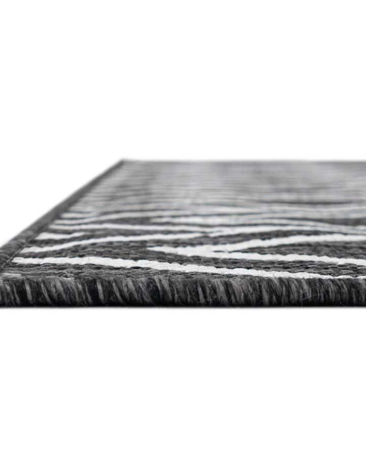 7' 10 x 10' Easy-Clean Jill Zarin Turks and Caicos Indoor / Outdoor Rug
