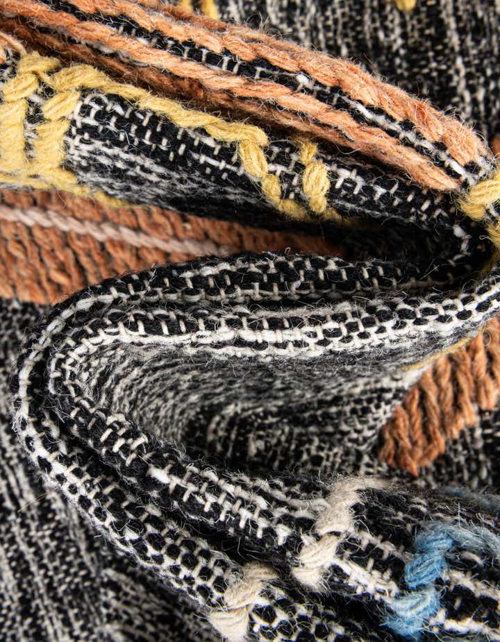 5' 1 x 8' Hand Woven Kilim Wool Rug