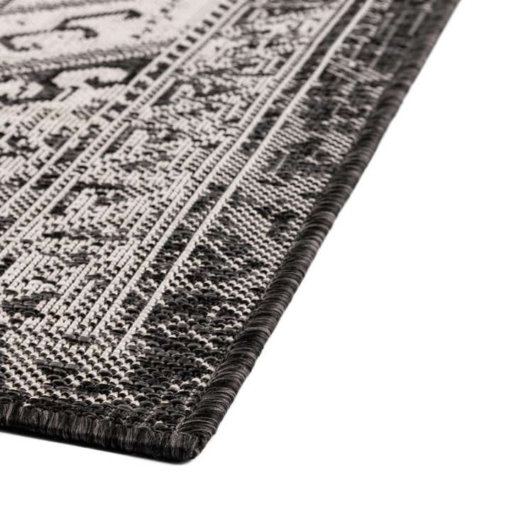 7' 10 x 11' Easy-Clean Aztec Indoor / Outdoor Rug