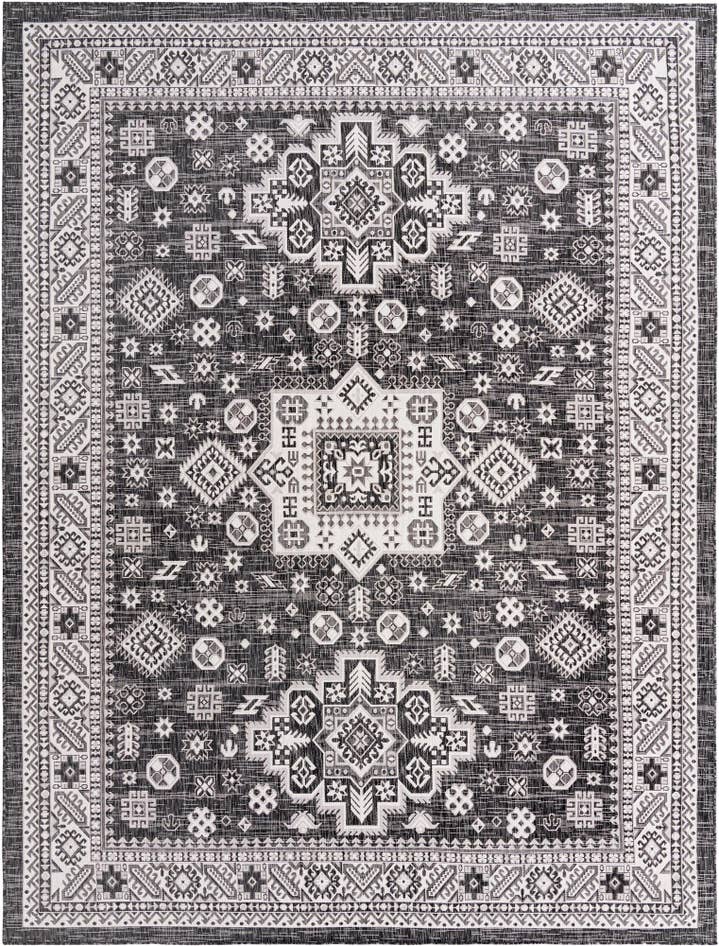 Detail image of 9' x 12' Easy-Clean Aztec Indoor / Outdoor Rug