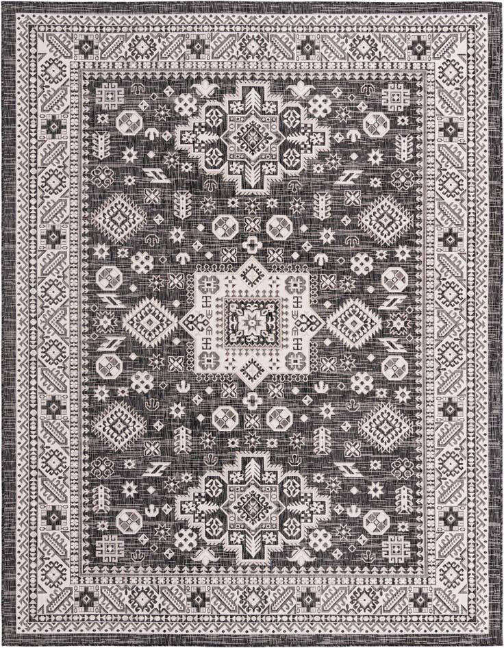 Detail image of 7' 10 x 11' Easy-Clean Aztec Indoor / Outdoor Rug
