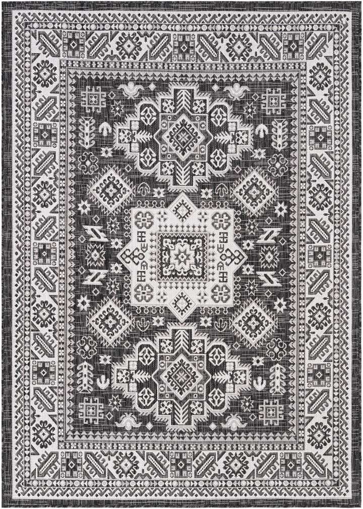 5' 3 x 7' Easy-Clean Aztec Indoor / Outdoor Rug