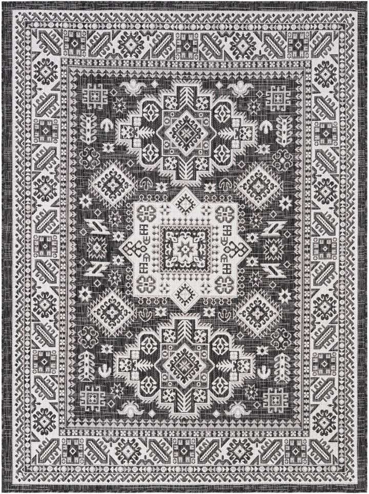 5' 3 x 7' Easy-Clean Aztec Indoor / Outdoor Rug