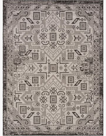 5' 3 x 7' Easy-Clean Aztec Indoor / Outdoor Rug