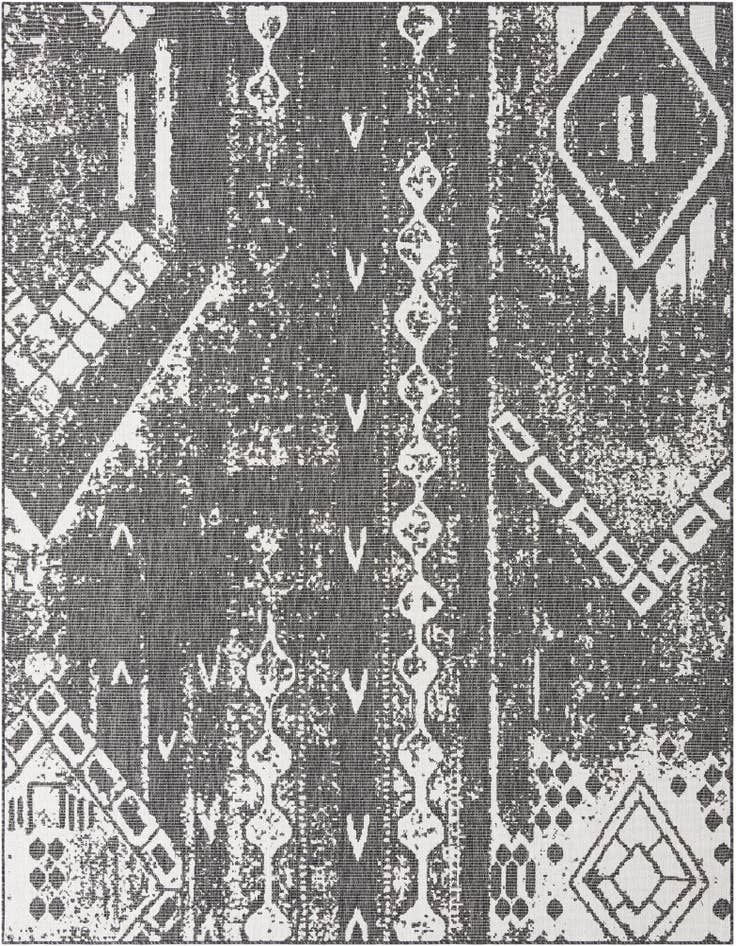 Detail image of 7' 10 x 10' Easy-Clean Bohemian Indoor / Outdoor Rug