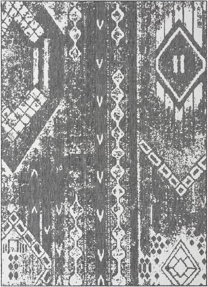 Detail image of 7' x 10' Easy-Clean Bohemian Indoor / Outdoor Rug