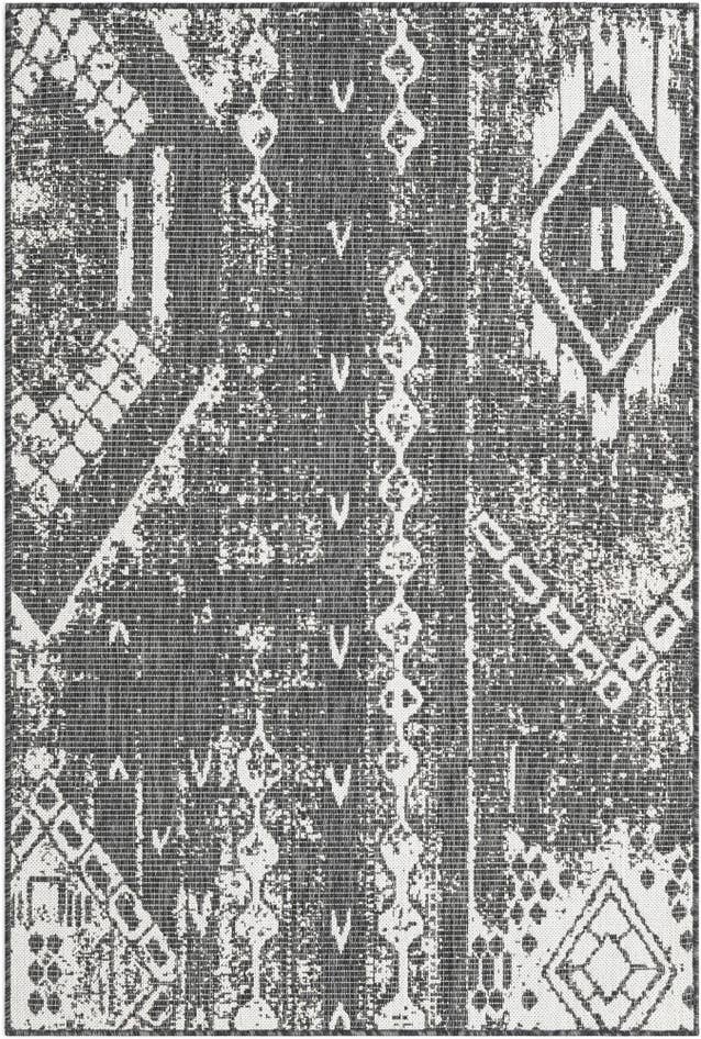 Detail image of 4' x 6' Easy-Clean Bohemian Indoor / Outdoor Rug