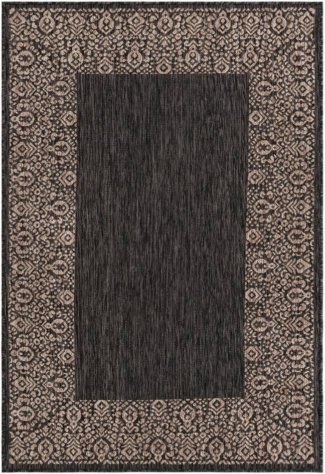 Detail image of 4' x 6' Easy-Clean Border Indoor / Outdoor Rug