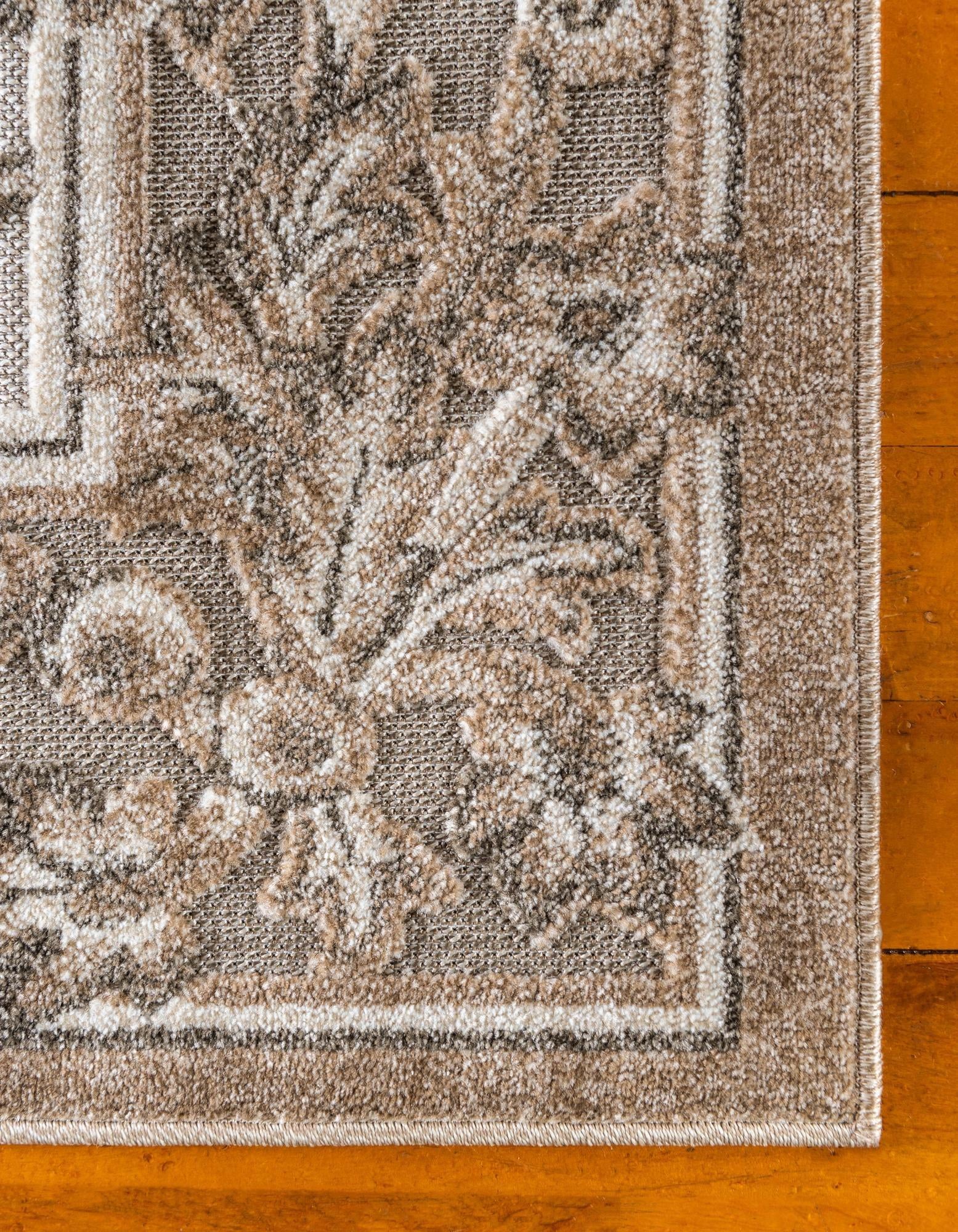 5' x 8' Easy-Clean Botanical Indoor / Outdoor Rug