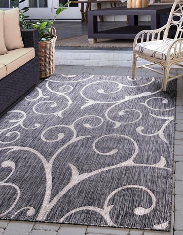 5' 3 x 8' Easy-Clean Botanical Indoor / Outdoor Rug
