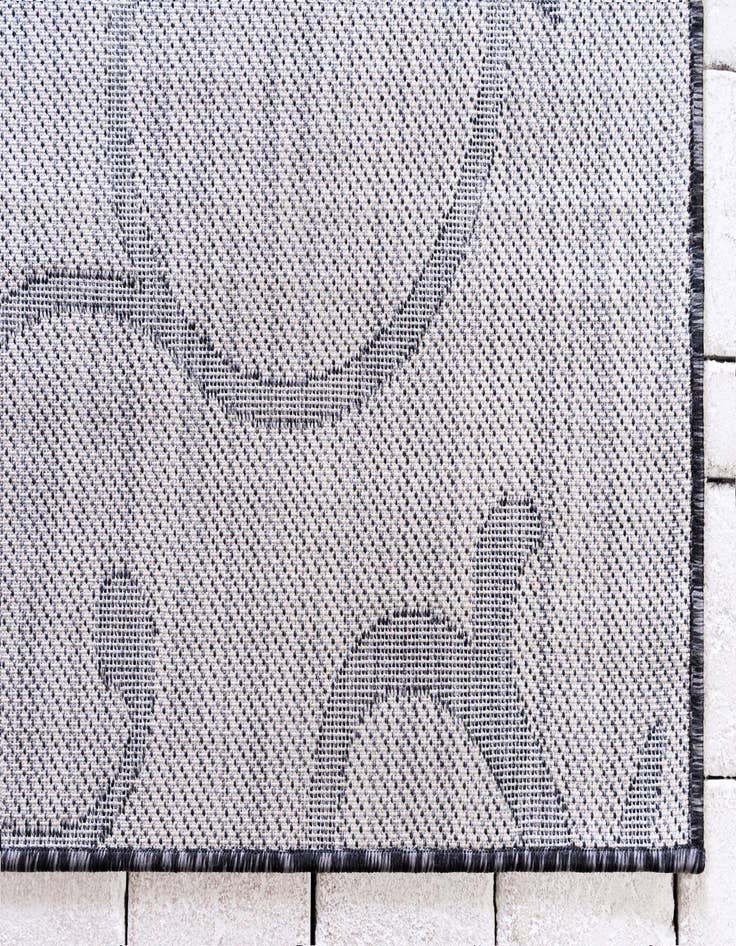 Detail image of 9' x 12'  Washable Botanical Indoor / Outdoor Rug