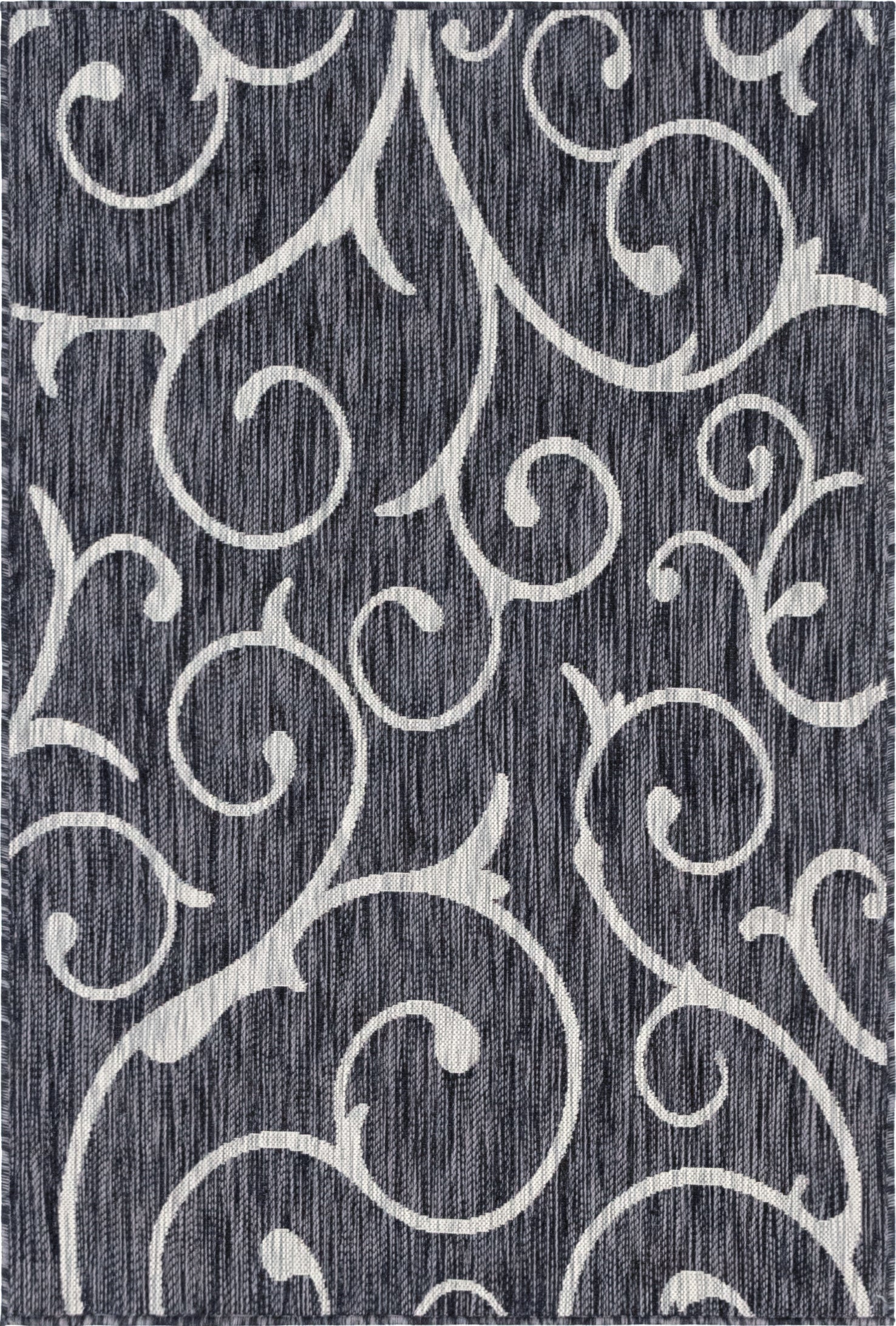 4' x 6'  Washable Botanical Indoor / Outdoor Rug