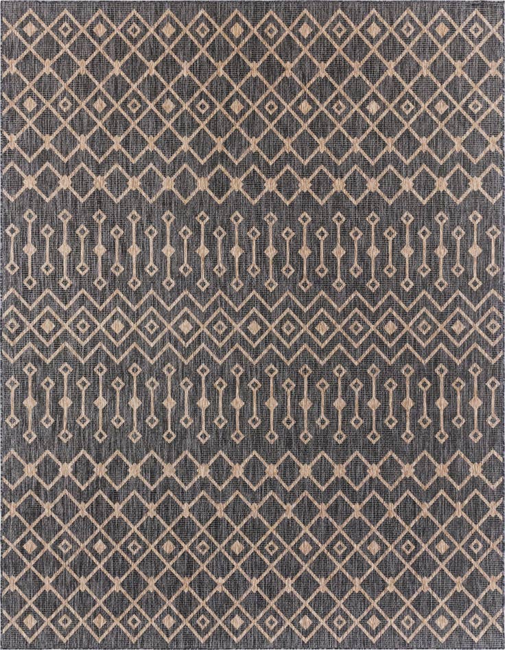 Detail image of 9' x 12' Easy-Clean Lattice Indoor / Outdoor Rug