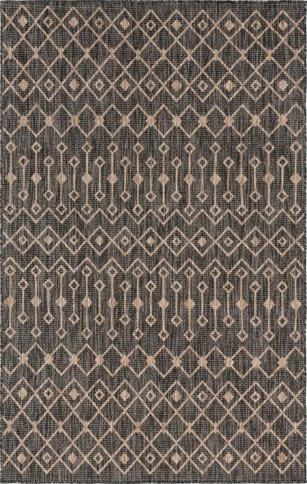 Detail image of 5' 3 x 8' Easy-Clean Lattice Indoor / Outdoor Rug