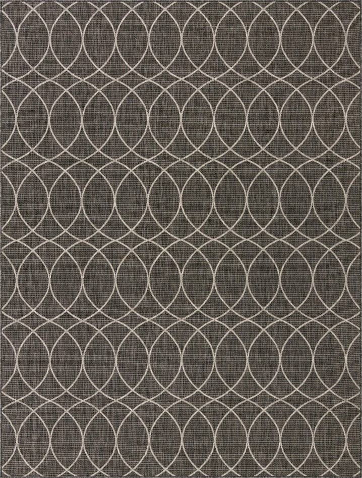 Detail image of 9' x 12' Easy-Clean Lattice Indoor / Outdoor Rug