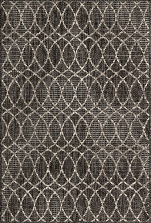 Detail image of 4' x 6' Easy-Clean Lattice Indoor / Outdoor Rug
