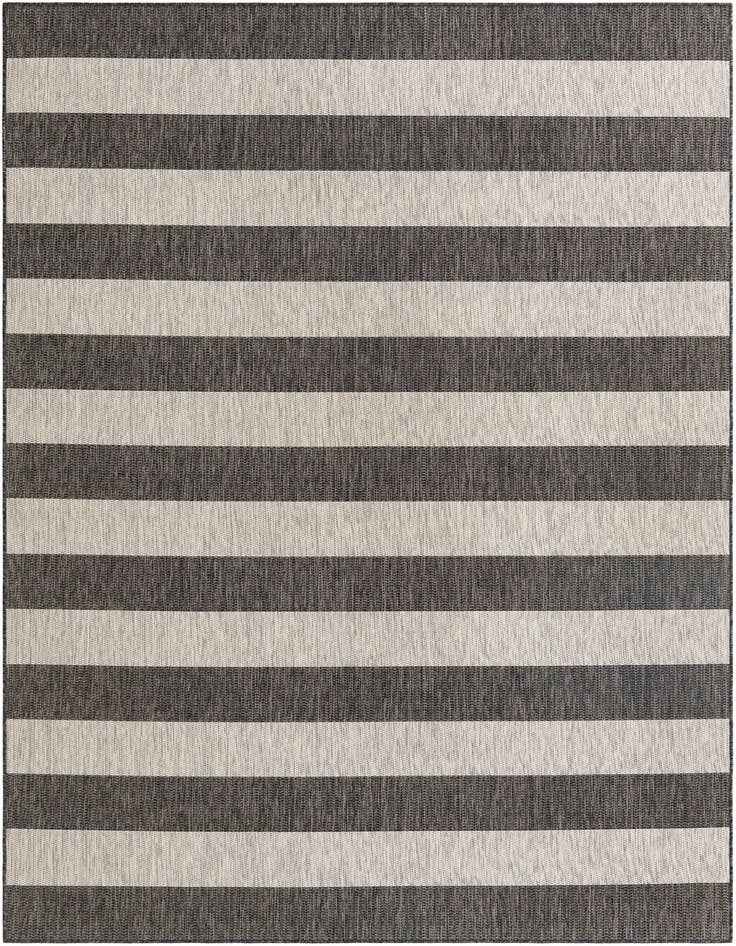 Detail image of 7' 10 x 11' Easy-Clean Ribbon Indoor / Outdoor Rug