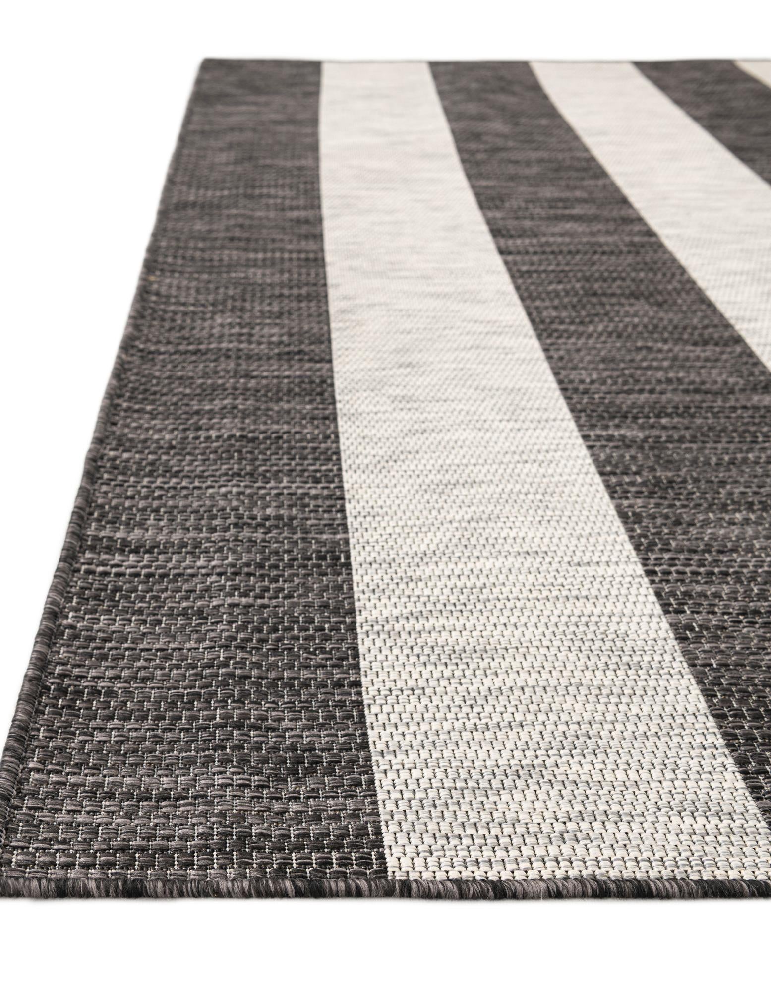 9' x 12' Easy-Clean Striped Indoor / Outdoor Rug
